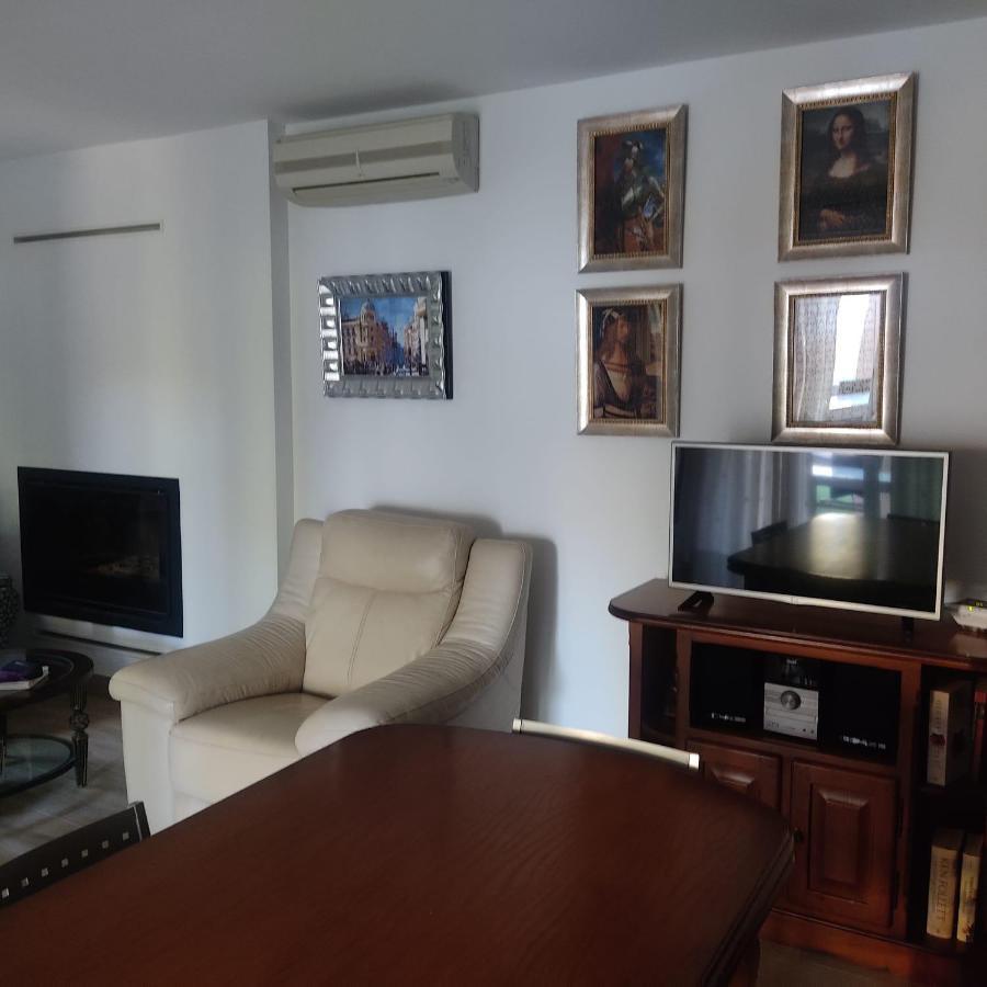 Villa 28 De Julio Casa Rural Con Piscina En Granada Exteriör bild